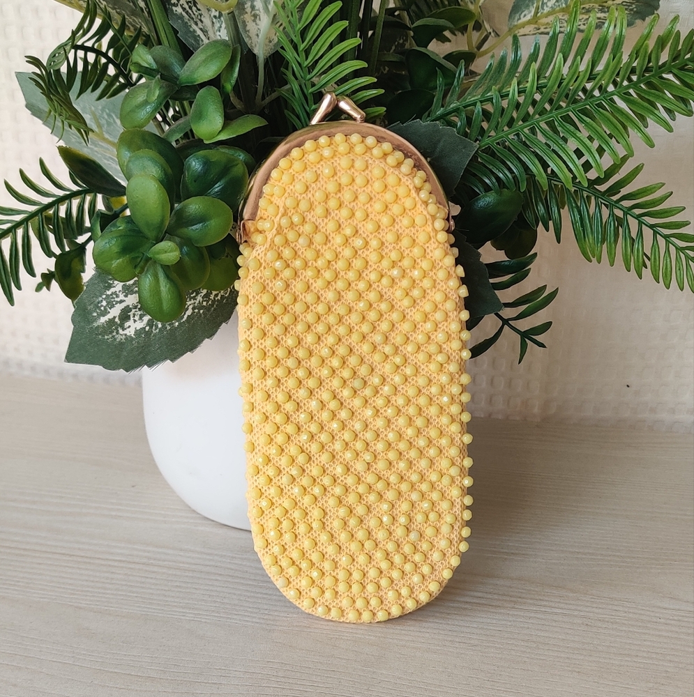 Vintage Yellow Beaded Sunglasses Case w/Kiss Lock Clasp 1960's Rare Find- New
